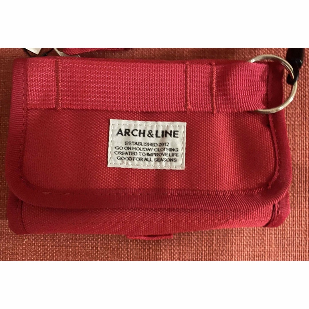 ARCH & LINE(アーチアンドライン)の新品　arch&line　アーチアンドライン　財布　三つ折り財布　赤 メンズのファッション小物(折り財布)の商品写真