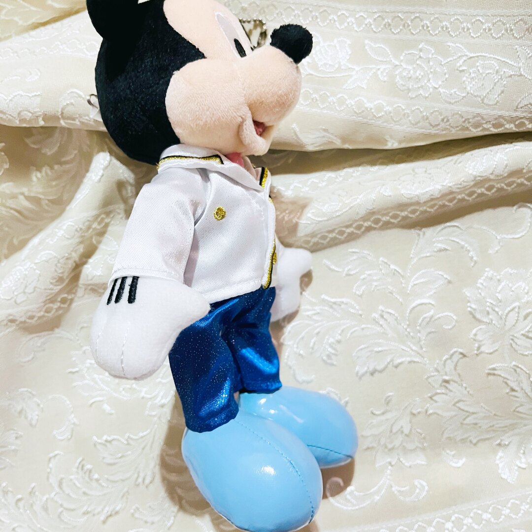 Disney - 新品未使用☆東京ディズニーシーディレクターミッキー Disney - 新品未使用☆東京ディズニーシーディレクターミッキー