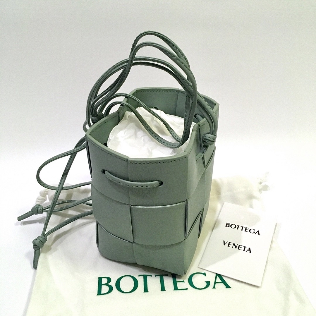 新品正規品 BOTTEGA VENETA カセットミニ ショルダーバッグ