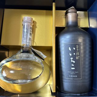 イイチコ(いいちこ)の数量限定焼酎飲み比べ2本セット・ いいちこフラスコボトル&いいちこ民陶(焼酎)