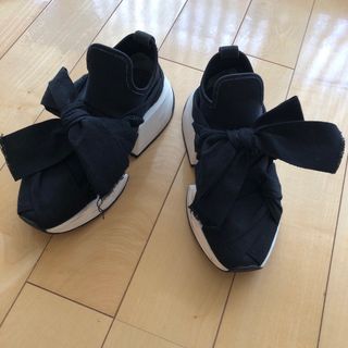 MM6(スニーカー)のフリマアイテム一覧 MM6(スニーカー)のフリマアイテム一覧