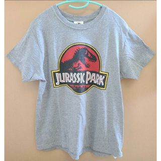 ユニバーサルスタジオジャパン(USJ)の【ジュラシックパーク】ロゴTシャツ グレー フリーサイズ(Tシャツ(半袖/袖なし))