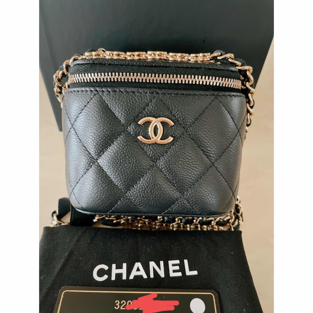 レア　CHANEL ミニバニティ　今週限定価格　ロゴチェーン　チェーンバッグ