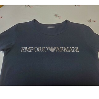 エンポリオアルマーニ(Emporio Armani)の⭐美品⭐エンポリオ・アルマーニ　レディースTシャツ　ブラック　Sサイズ(Tシャツ(半袖/袖なし))