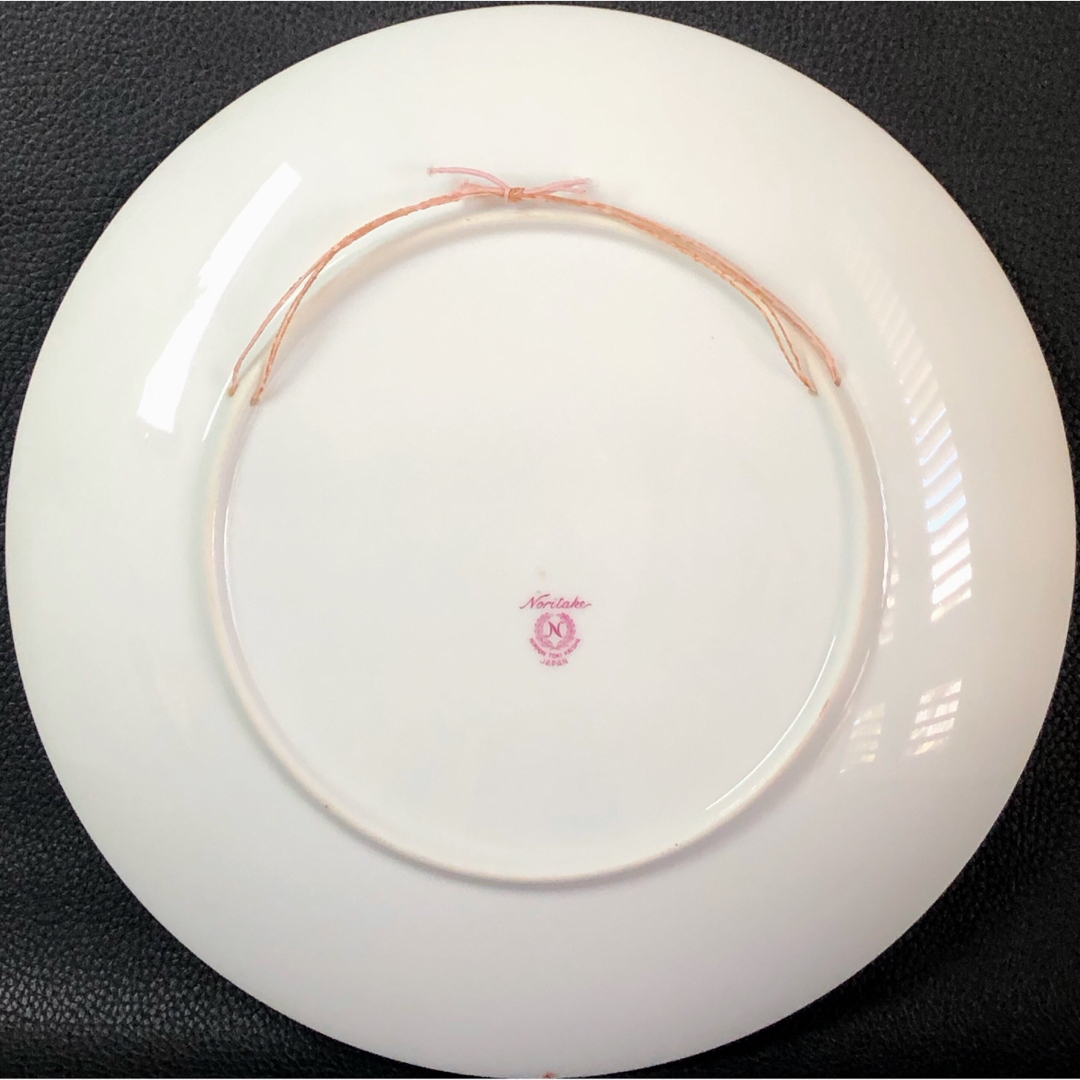 Noritake(ノリタケ)の懐かしい昭和レトロ商品☆オールドノリタケ    赤薔薇  井上武 金彩　飾り絵皿 エンタメ/ホビーのコレクション(その他)の商品写真