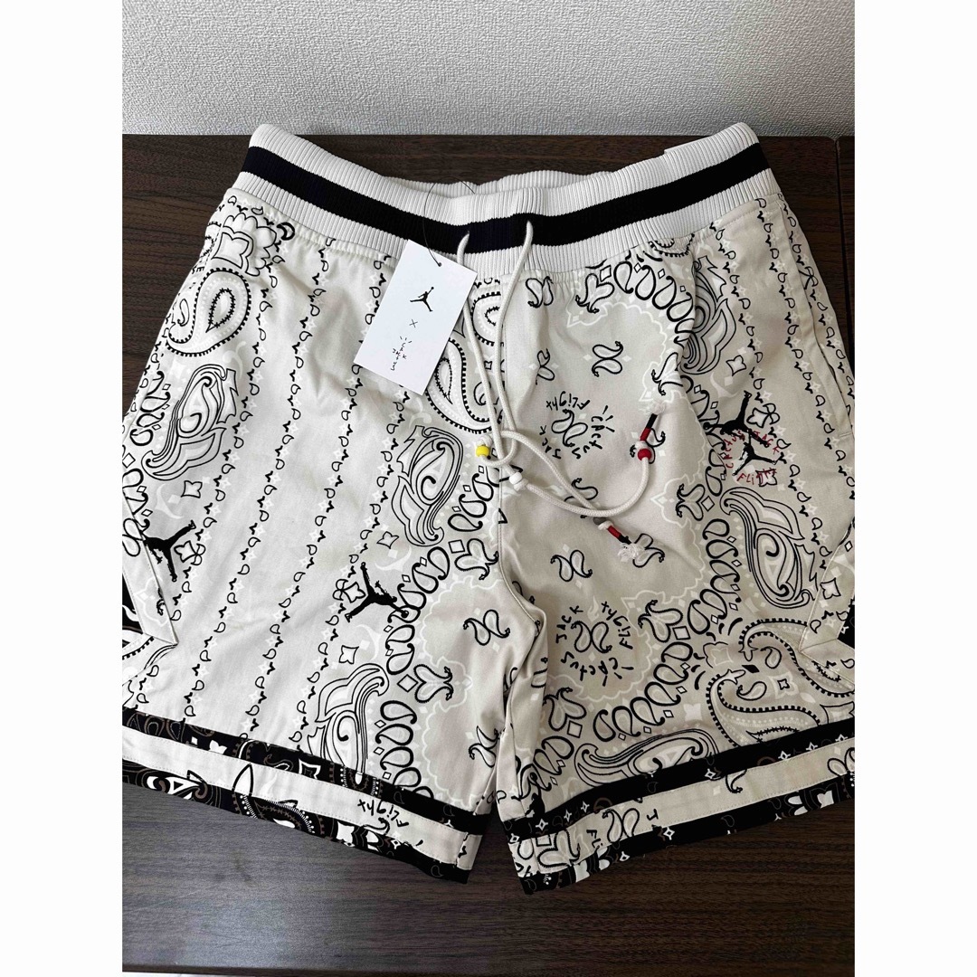 AIR JORDAN × TRAVIS SCOTT SHORT PANTS