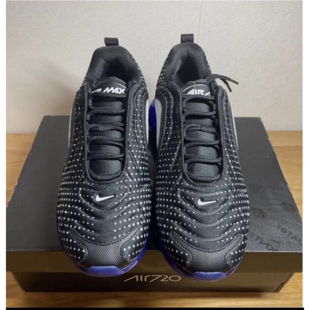 NIKE(ナイキ)の【お得2点セット】【新品・未使用】NIKEスニーカー27cm メンズの靴/シューズ(スニーカー)の商品写真