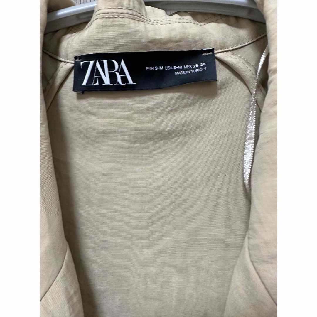 ZARA(ザラ)のZARA オーバーサイズ トレンチコート レディースのジャケット/アウター(トレンチコート)の商品写真