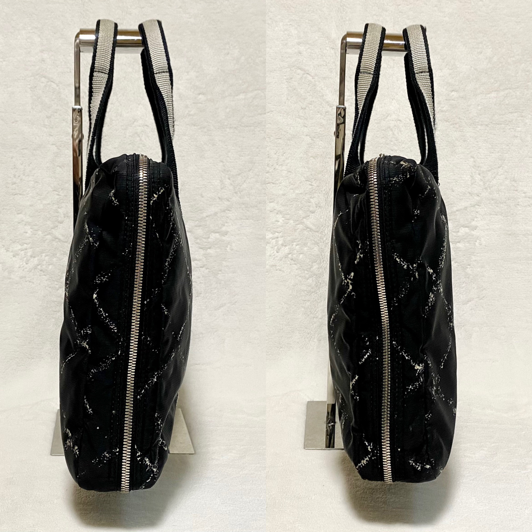 CHANEL 旧トラベルライン シリアルナンバーシール付き 保存袋付き ブラック