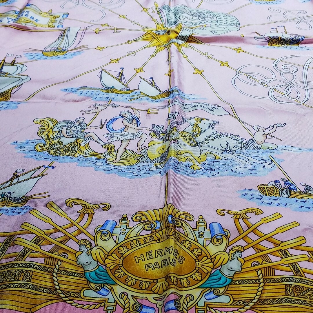 極美品☆ エルメス カレ90 光の帆船 スカーフ シルク ゴールドネイビー-