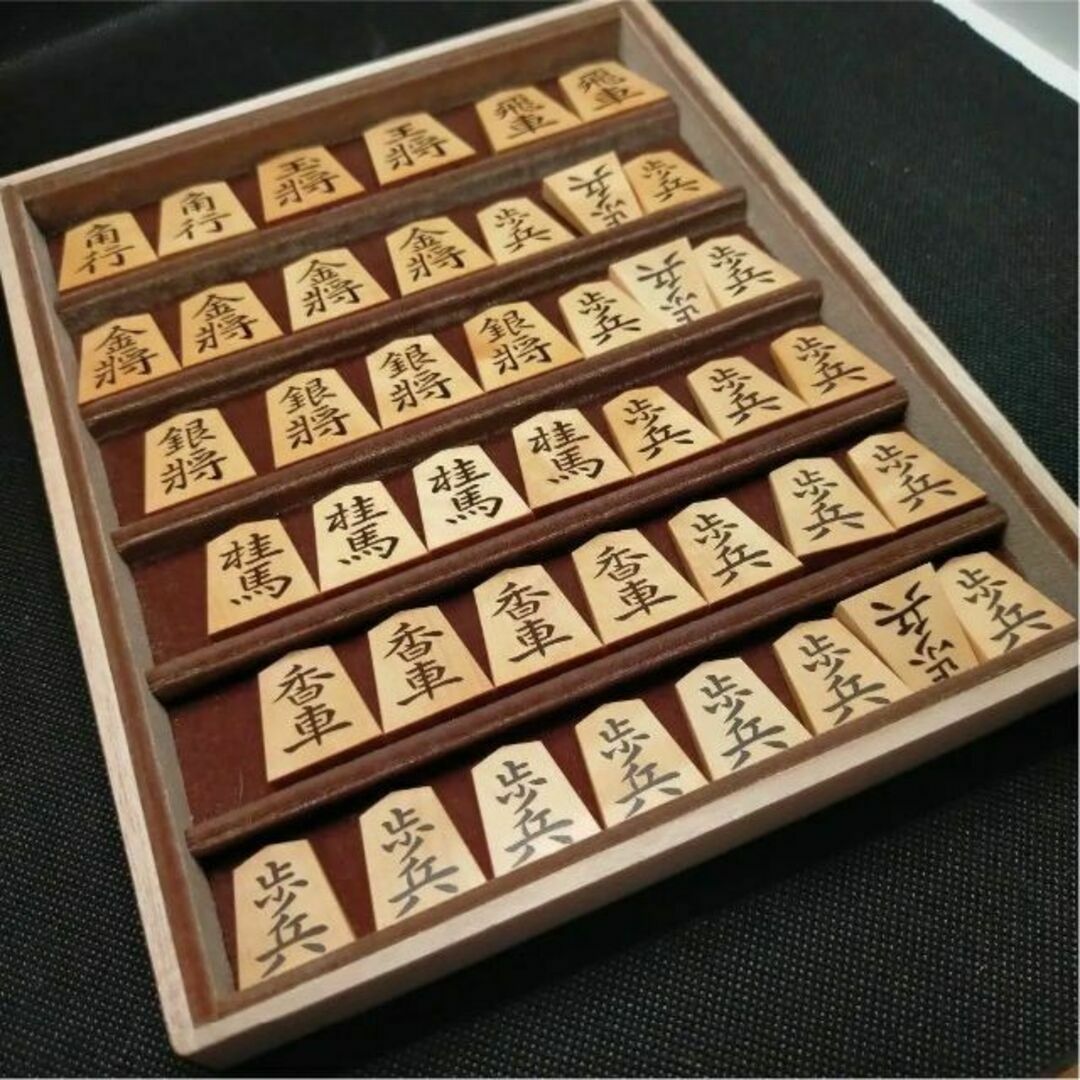 大竹竹風作】島黄楊薄班入柾・昇龍書・彫埋 将棋駒 | www