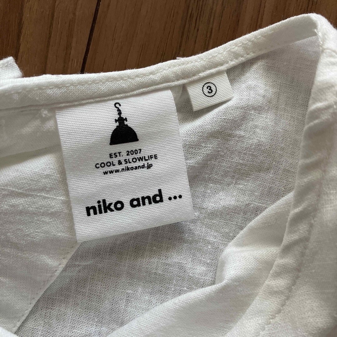 niko and...(ニコアンド)のNiko and… リネン 半袖 レディースのトップス(シャツ/ブラウス(半袖/袖なし))の商品写真