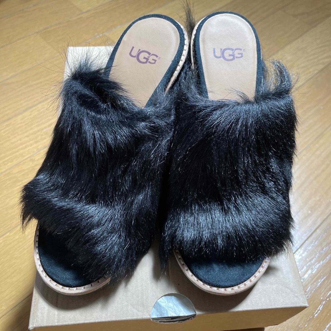 UGG ボアサンダル22㎝