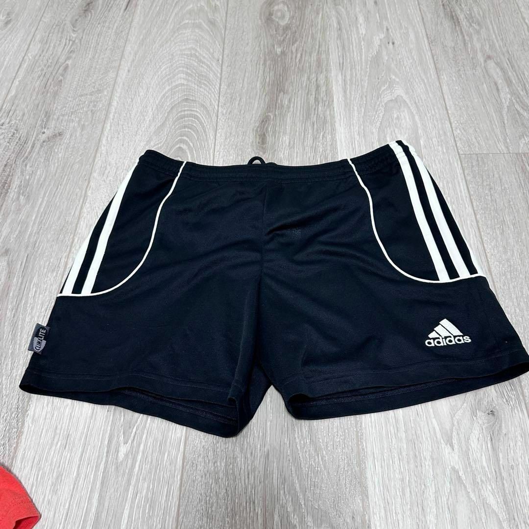 adidas(アディダス)の【24時間以内発送】adidas 半袖　Tシャツ　短パン　ハーフパンツ　セット キッズ/ベビー/マタニティのキッズ服男の子用(90cm~)(パンツ/スパッツ)の商品写真