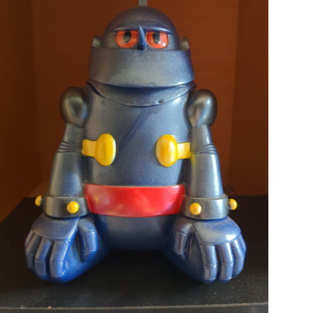 鉄人28号 貯金箱 正座 ソフビ フィギュアの通販 by ちいちい's 鉄人28号 貯金箱 正座 ソフビ フィギュアの通販 by ちいちい's