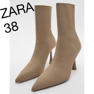 ザラ(ZARA)のファブリックハイヒールアンクルブーツ(ブーツ)