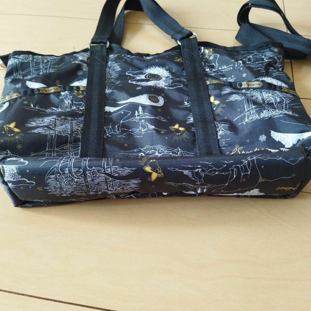 LeSportsac　リュック　ブラックナイトファンタジー