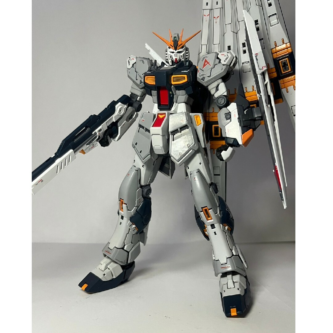 νガンダムエアブラシによる全塗装 ガンプラ ガンダム プラモデル完成