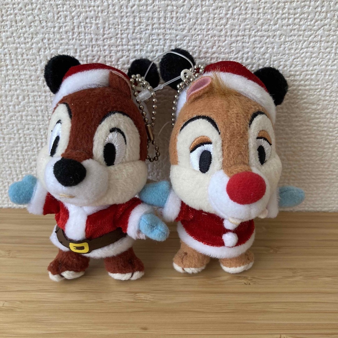 《未使用》ディズニー　チップ＆デール クリスマスぬいぐるみバッチ | フリマアプリ ラクマ