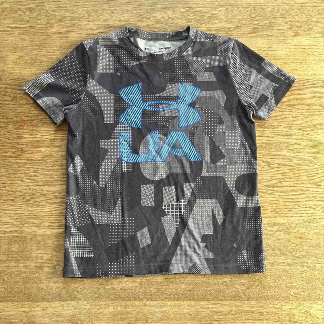 アンダーアーマー　Tシャツ　YMD(140) | フリマアプリ ラクマ