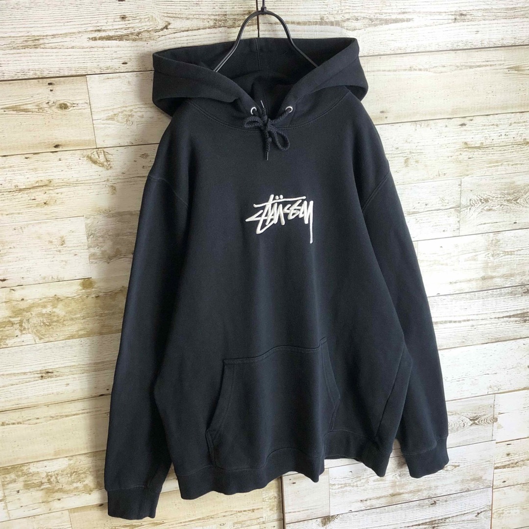 STUSSY ステューシー パーカー ビックセンター刺繍入り