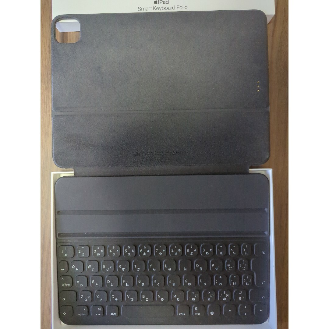 Smart Keyboard Folio スマートキーボードフォリオ　A2038