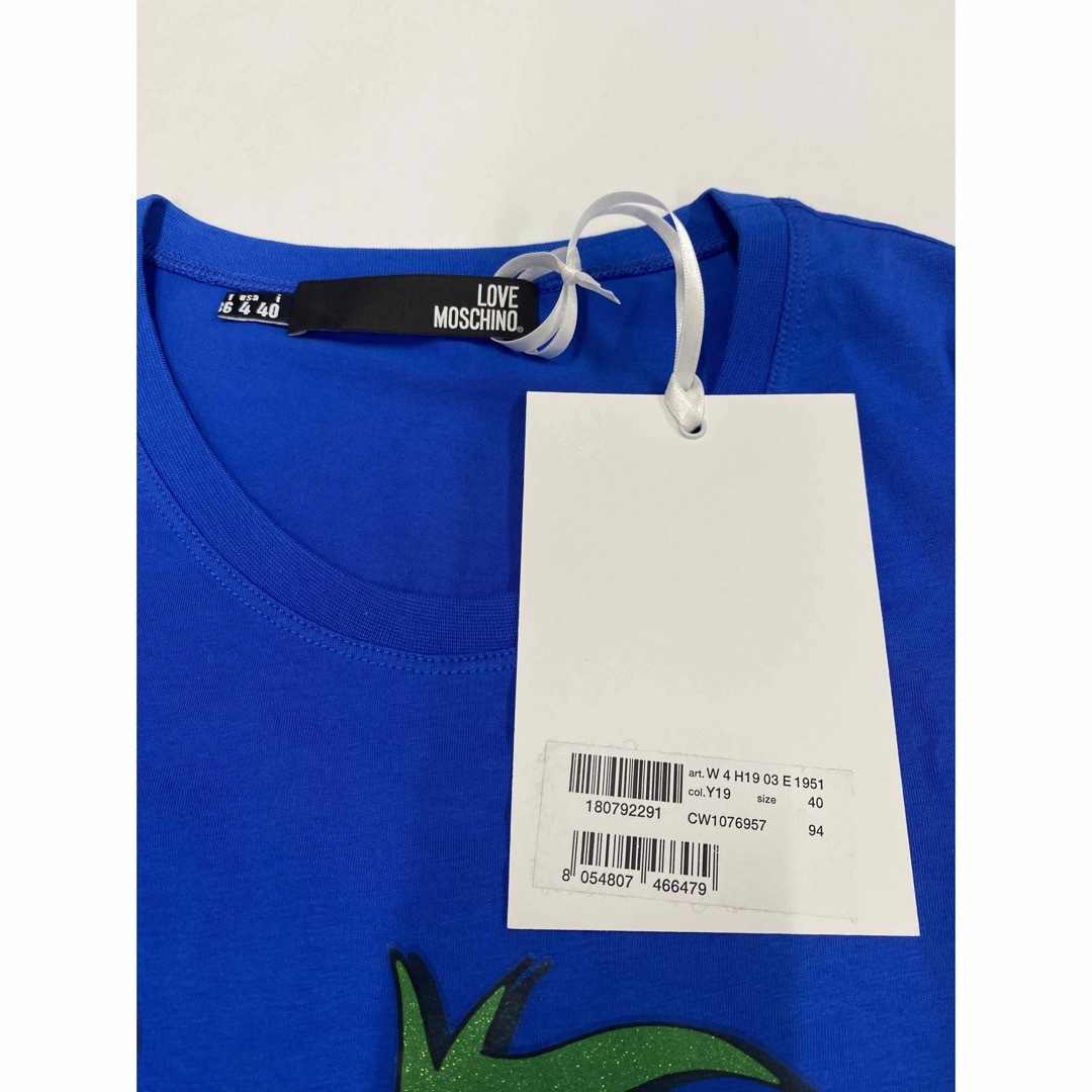 MOSCHINO(モスキーノ)の新品！ラブモスキーノ　Tシャツ　青　半袖　ブルー　40サイズ レディースのトップス(Tシャツ(半袖/袖なし))の商品写真
