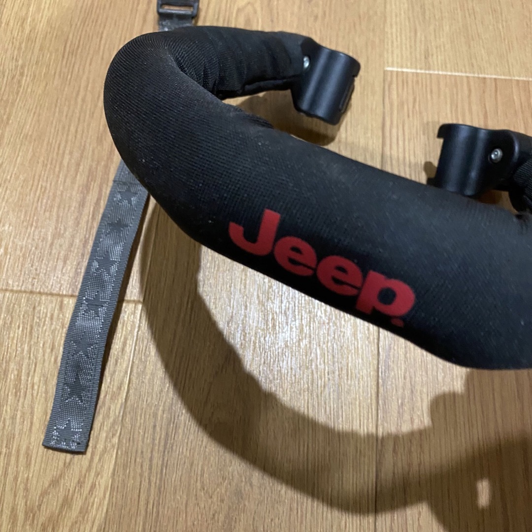 Jeep(ジープ)の【jeep】フロントバー　赤 キッズ/ベビー/マタニティの外出/移動用品(ベビーカー用アクセサリー)の商品写真