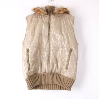 ウールリッチ(WOOLRICH)のウールリッチ 中綿ベスト ファーフード付 ハイネック 裾リブ ポリエステル 大きいサイズ アウター メンズ XLサイズ ベージュ WOOLRICH(その他)