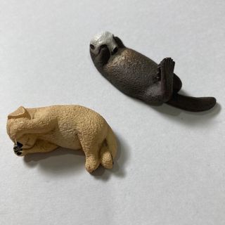 タカラトミーアーツ(T-ARTS)の美品　zoozoozoo  第6弾 みないで寝  ラッコと犬(その他)