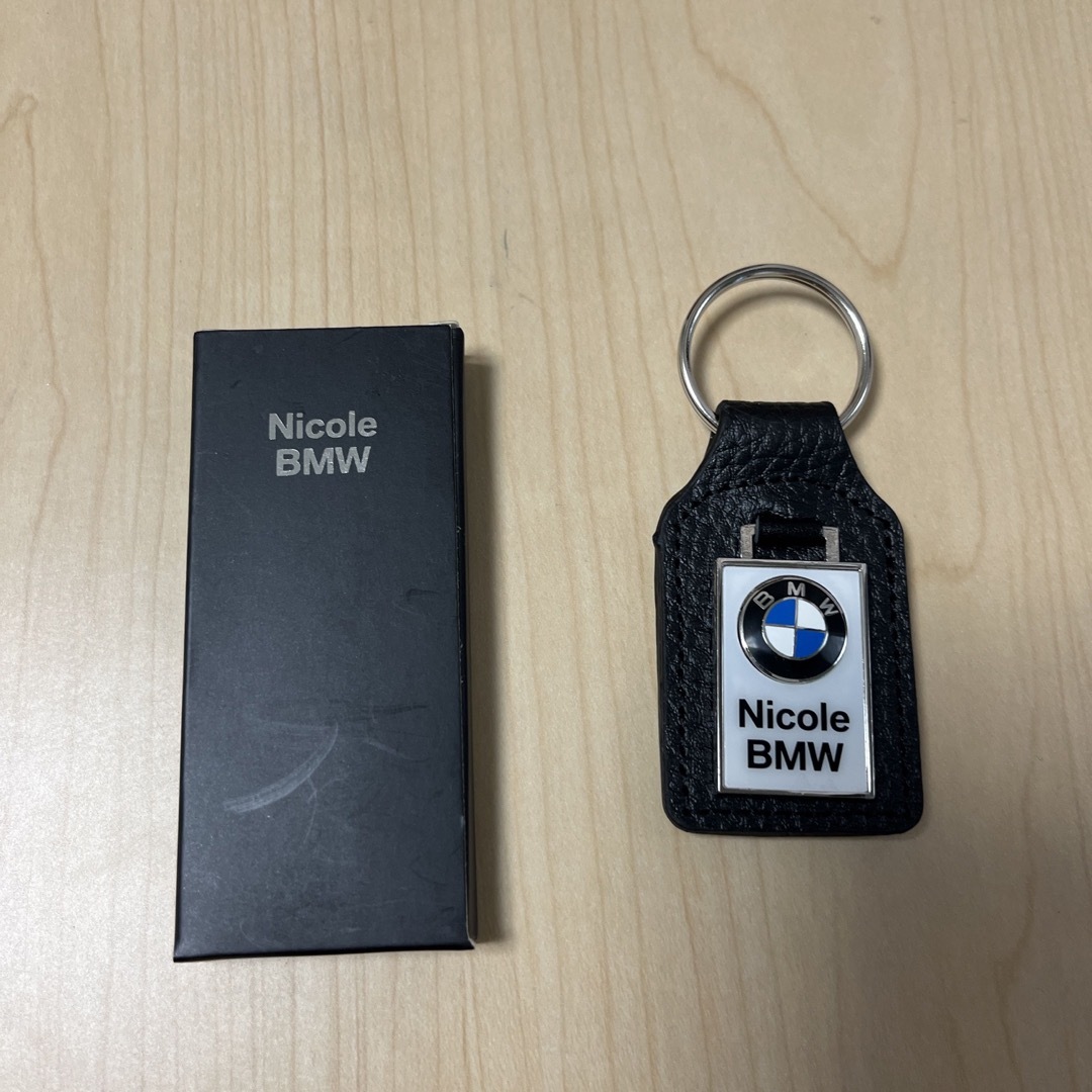 BMW(ビーエムダブリュー)のBMW正規ディーラー品　Nicole BMW キーホルダー　新品　未使用  メンズのファッション小物(キーホルダー)の商品写真