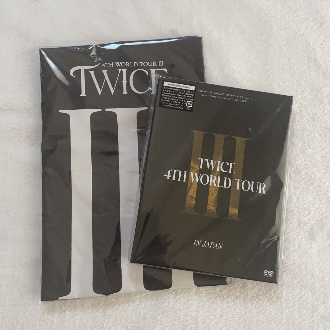 美品 TWICE 4TH WORLD TOUR 初回限定盤DVD 特典付