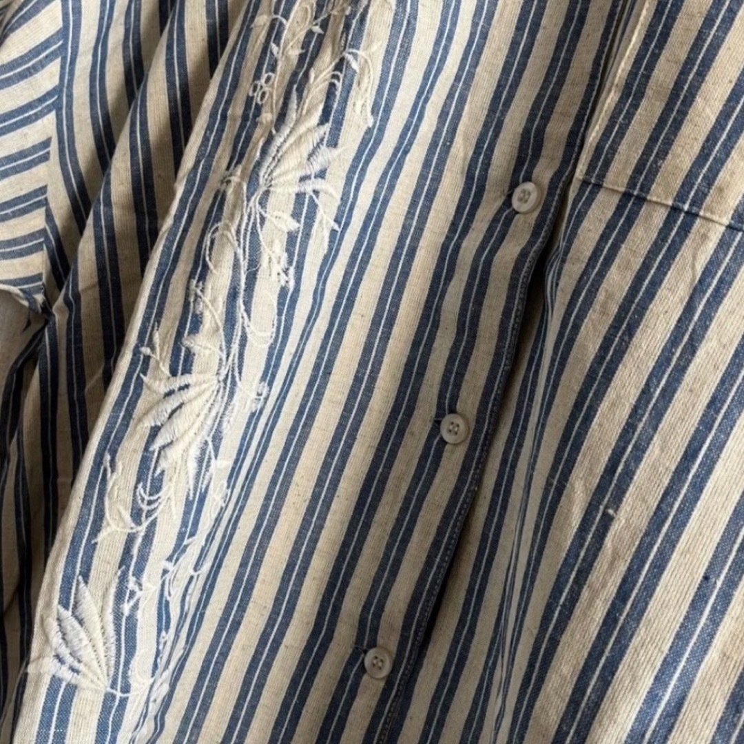 新品　PORINA コットンリネン　ストライプシャツ　男女兼用 レディースのトップス(シャツ/ブラウス(半袖/袖なし))の商品写真