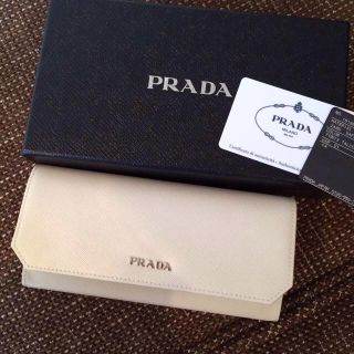 プラダ(PRADA)のプラダ❤︎長財布❤︎未使用(財布)