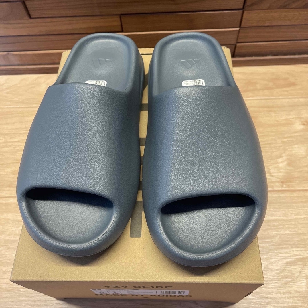 YEEZY（adidas）(イージー)のadidas YZY SLIDE SLATE MARINE 26.5センチ メンズの靴/シューズ(サンダル)の商品写真