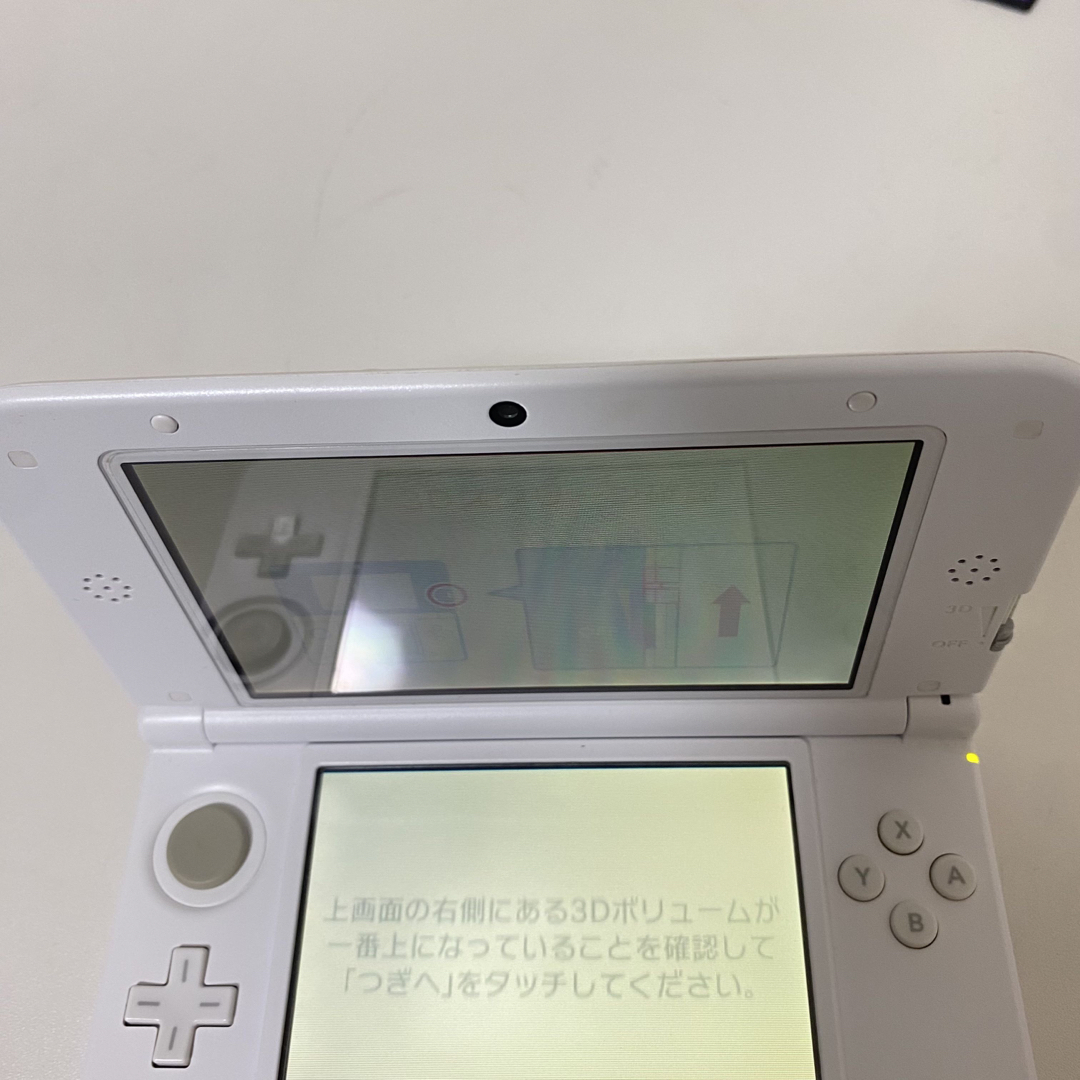 新品同様 ニンテンドー3DS LL ホワイト 充電器付き Nintendo Switch 新品同様 ニンテンドー3DS LL ホワイト 充電器付き Nintendo Switch