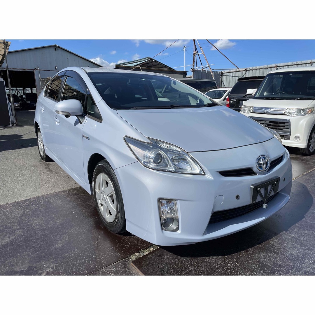 4万キロ‼️‼️車検2年付‼️‼️50万円‼️‼️プリウス‼️