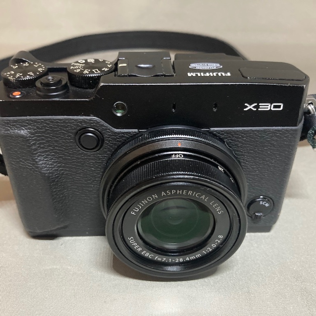 FUJIFILM X30　純正ケース・純正レンズフード他