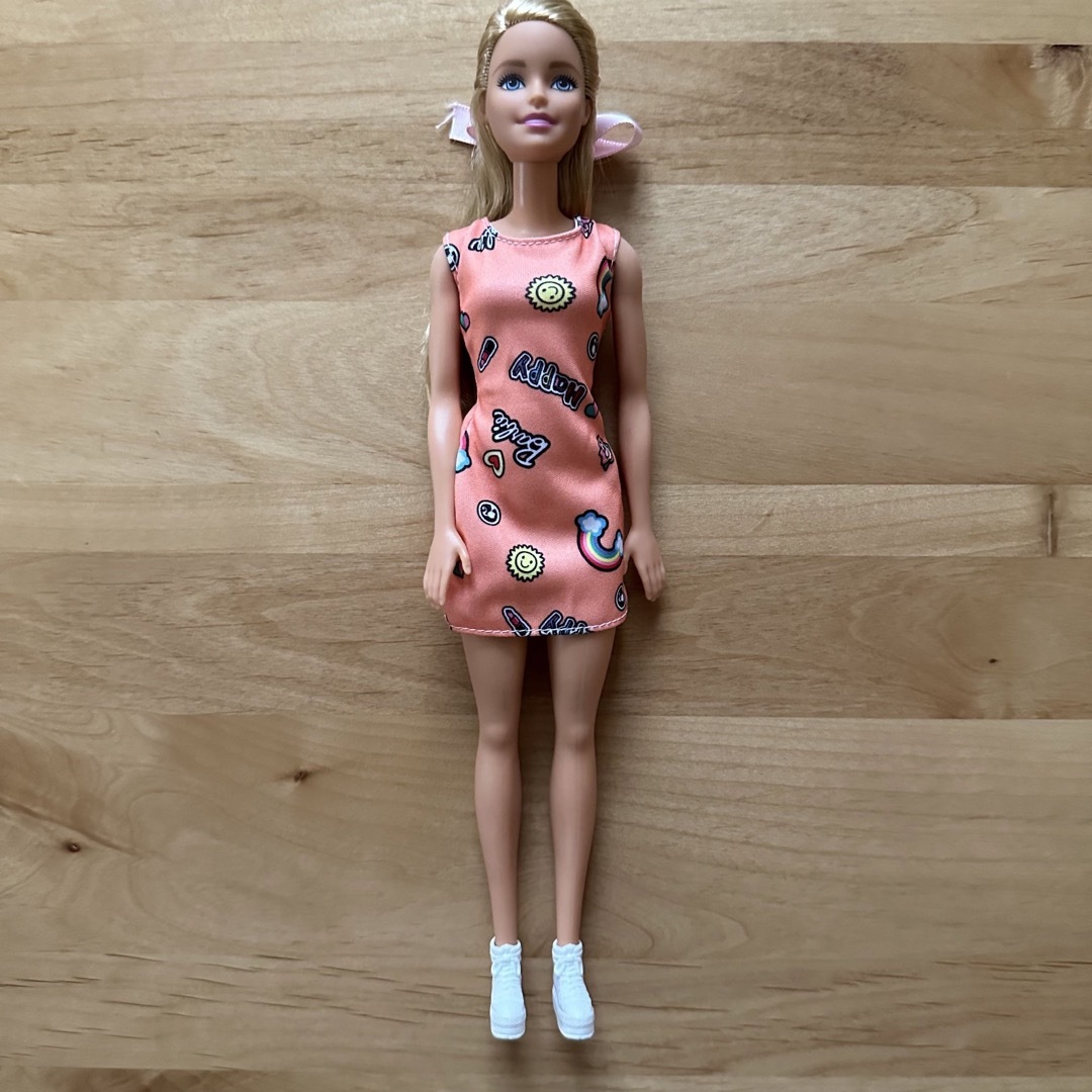 Barbie(バービー)のBarbie人形 エンタメ/ホビーのおもちゃ/ぬいぐるみ(キャラクターグッズ)の商品写真