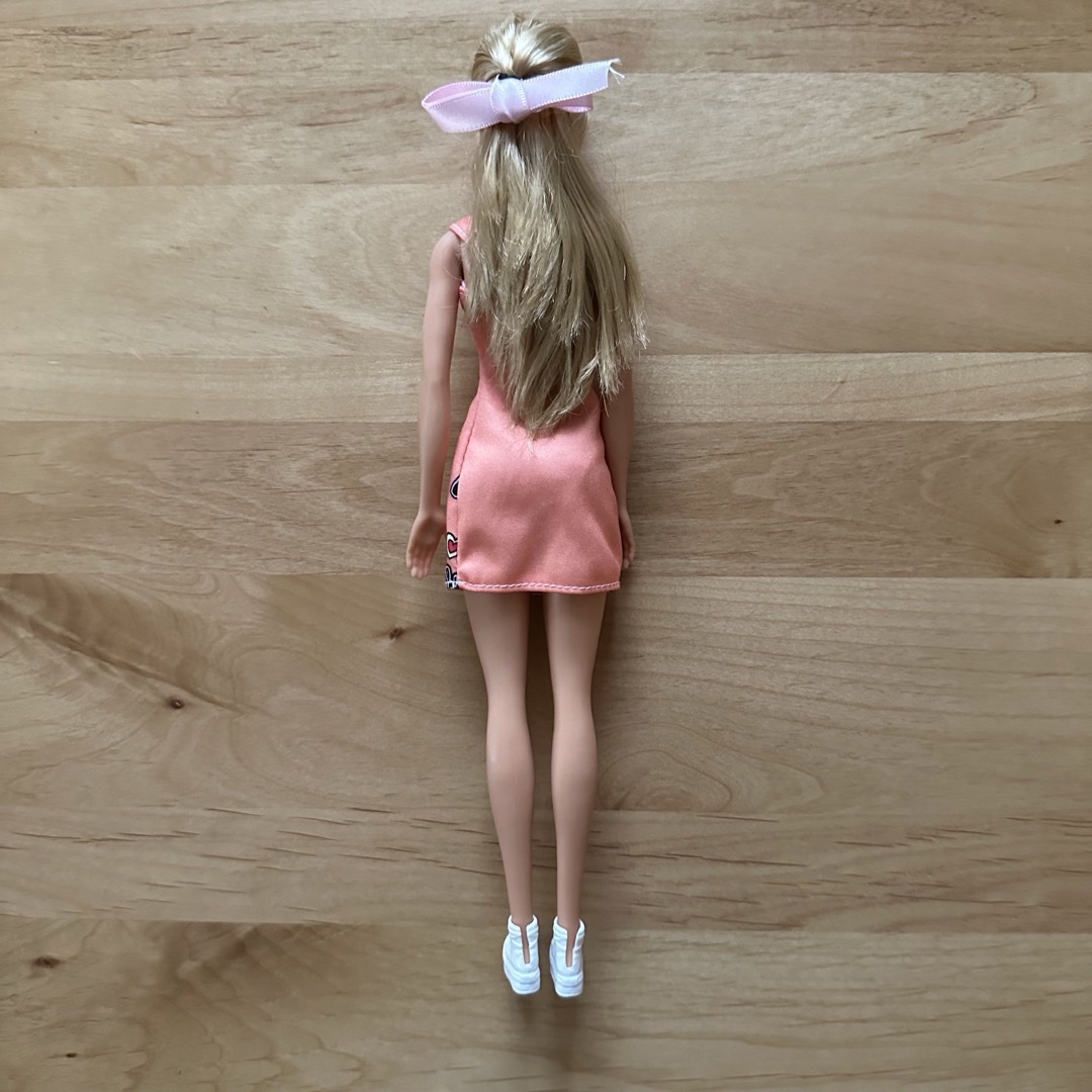 Barbie(バービー)のBarbie人形 エンタメ/ホビーのおもちゃ/ぬいぐるみ(キャラクターグッズ)の商品写真