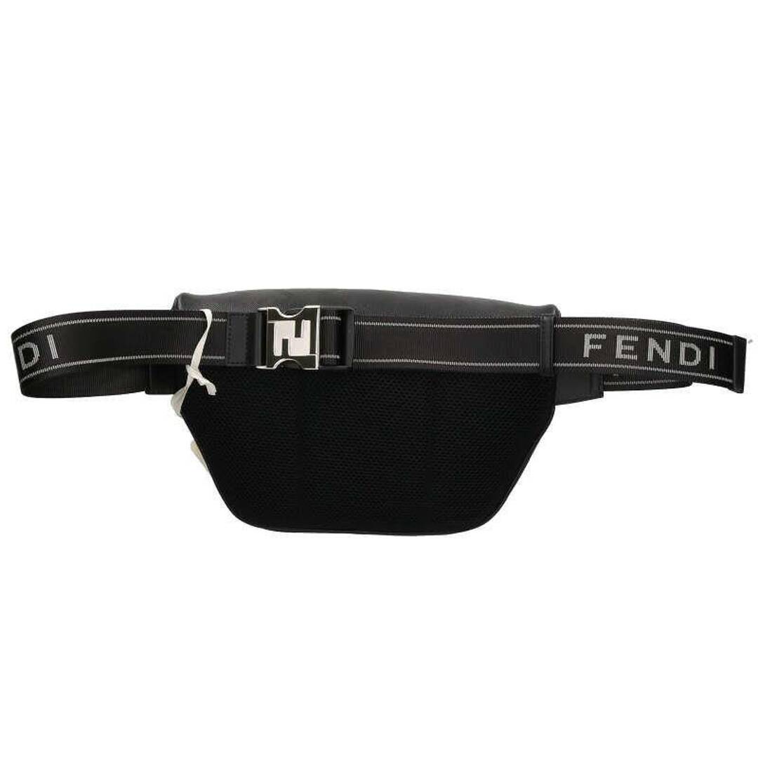 FENDI(フェンディ)のフェンディ  7VA562 AP15 ロゴエンボス刺繍レザーボディバッグ  メンズ メンズのバッグ(ボディーバッグ)の商品写真