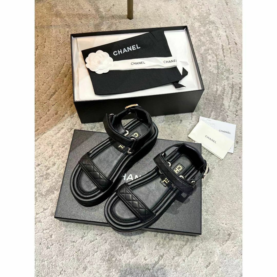 CHANEL - 【再入荷!マトラッセ】CHANEL サンダル 厚底 ラムスキンの