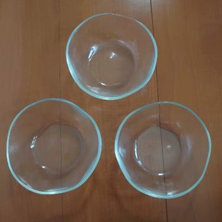 アテニア(Attenir)のアテニア　ガラスボウル3個セット　新品・未使用(食器)