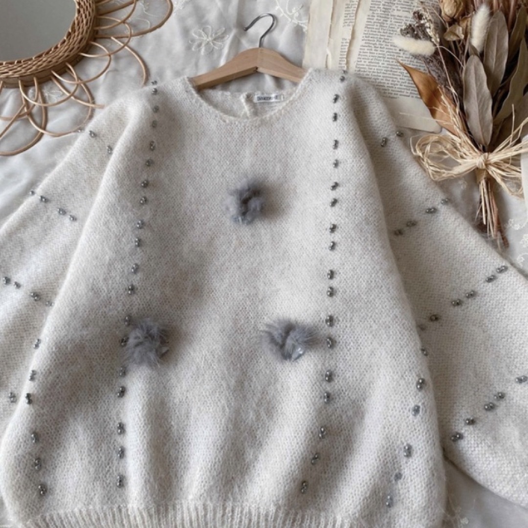 vintageヴィンテージレトロ古着ミンクブローチビーズ刺繍アンゴラニット