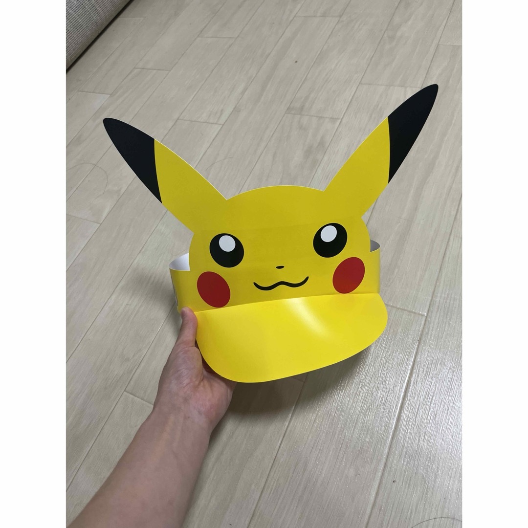 ポケモン世界大会　号外　&   ピカチューサンバイザー スポーツ/アウトドアの野球(記念品/関連グッズ)の商品写真