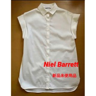 ニールバレット(NEIL BARRETT)の【新品未使用】ニールバレット　白シャツ(シャツ/ブラウス(半袖/袖なし))