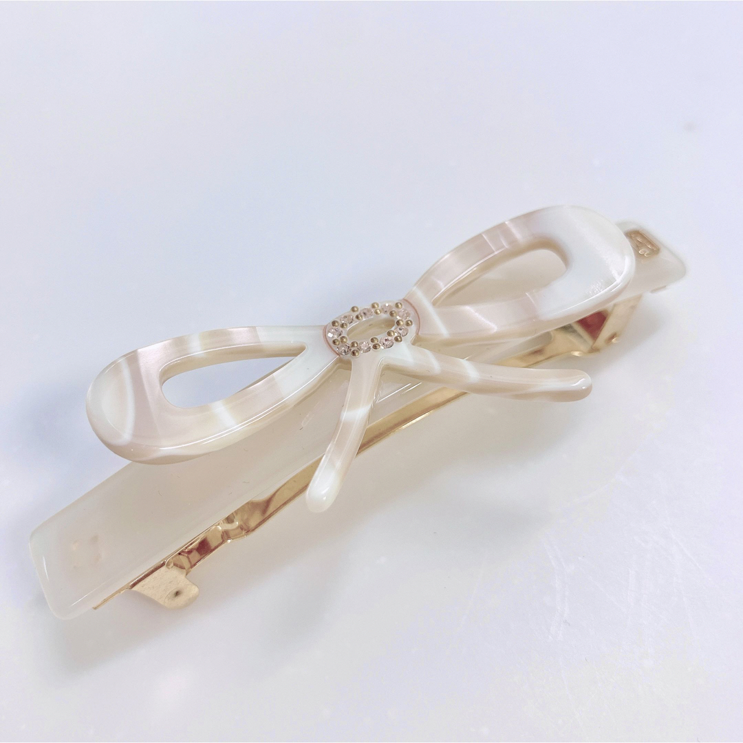 ALEXANDRE DE PARIS❤️新品❤️ピンクベージュ系リボンバレッタ-