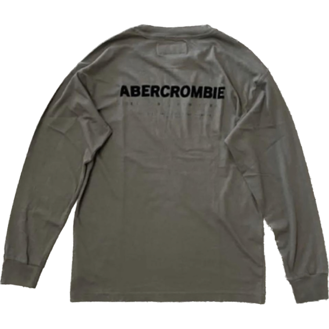 Abercrombie&Fitch(アバクロンビーアンドフィッチ)のアバクロ★メンズ★バックロ ゴのロングスリーブTOPSカーキオリーブ★サイズL メンズのトップス(Tシャツ/カットソー(七分/長袖))の商品写真