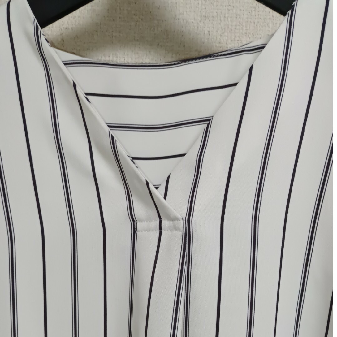 INGNI(イング)の✢イング✢ストライプ半袖タックブラウス レディースのトップス(シャツ/ブラウス(半袖/袖なし))の商品写真
