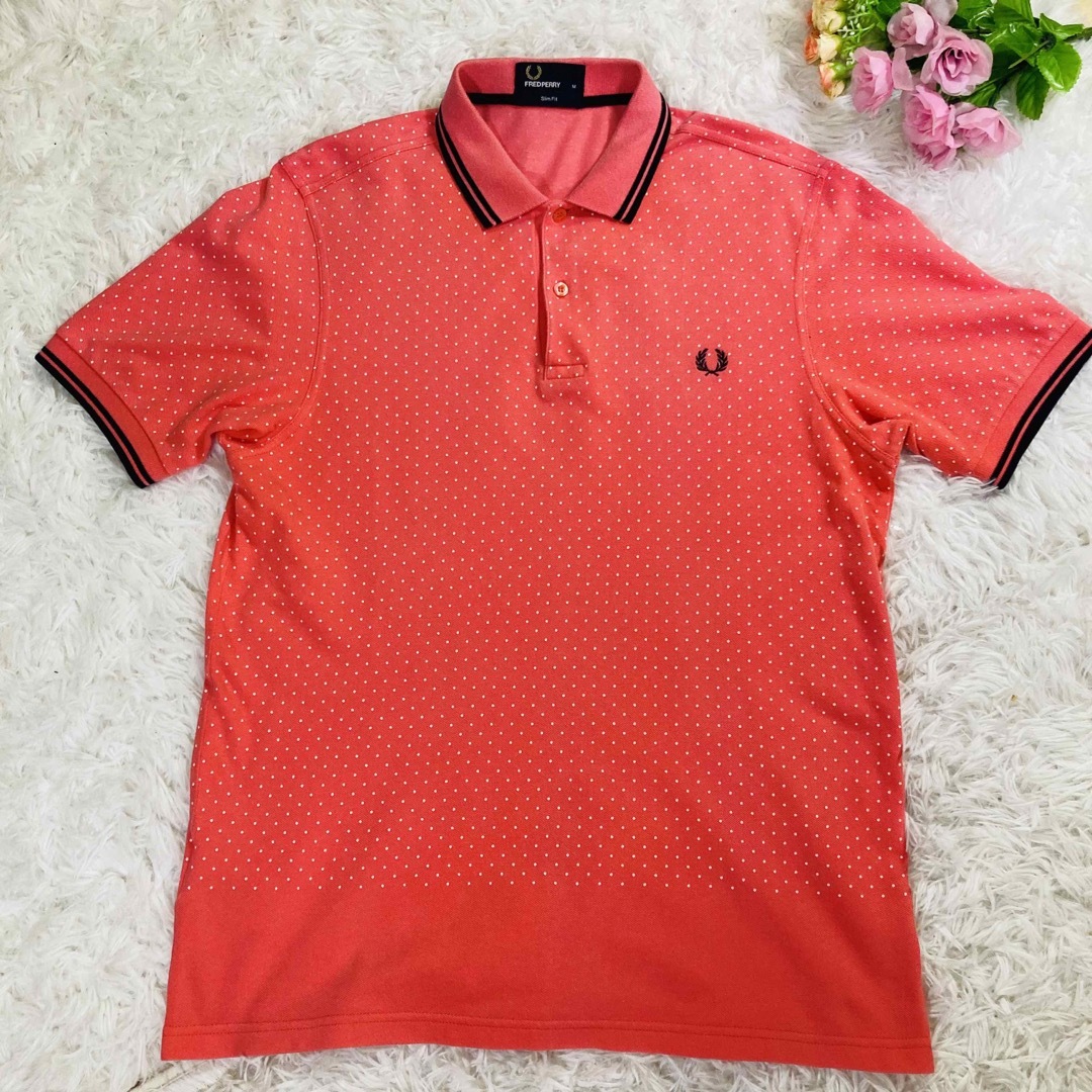 FRED PERRY(フレッドペリー)のフレッドペリー半袖ポロシャツ/ポルカドット総柄/月桂樹刺繍ロゴ/Mサイズ◎美品 メンズのトップス(ポロシャツ)の商品写真